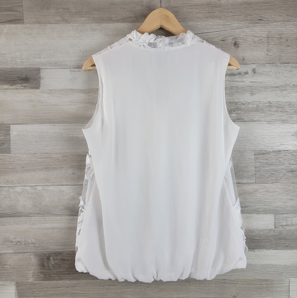 Liz Claiborne Career White Floral Lace Sleeveless Deep VNeck Blouse Size Medium - Picture 12 of 16